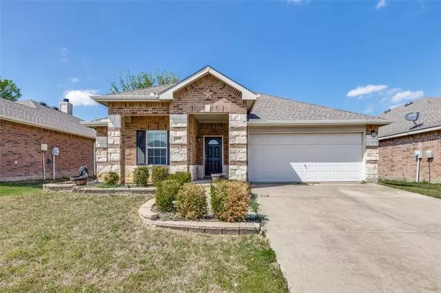 4537 Hounds Tail Lane, Fort Worth, TX 76244