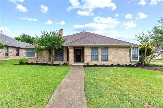 3230 Sugarbush Drive, Carrollton, TX 75007