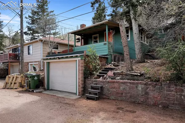 Manitou Springs, CO 80829,927&929 High RD