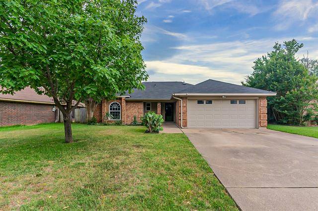 16 Atlanta Court, Mansfield, TX 76063