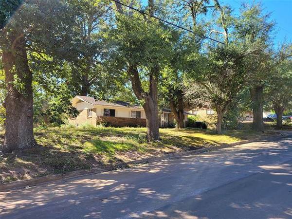 412 W 25th Street, Tyler, TX 75702