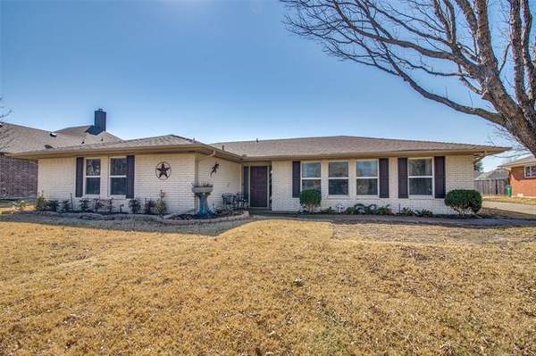 107 Reba Road, Heath, TX 75032