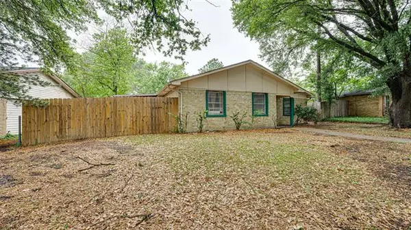 Garland, TX 75043,6421 Briar Knoll Drive