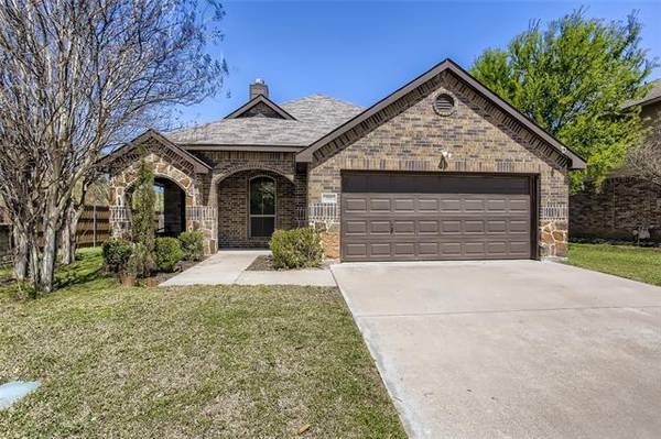 306 Redbud Drive, Forney, TX 75126