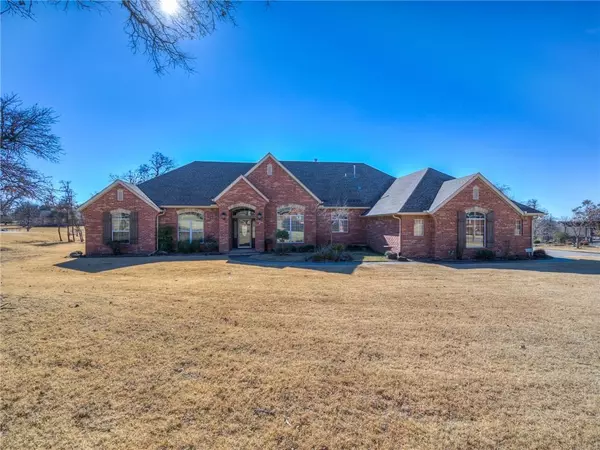 16382 Roserock Circle, Choctaw, OK 73020