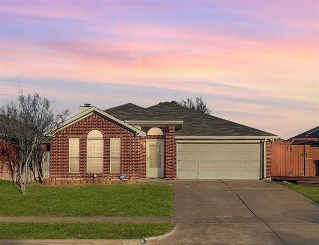 7007 Rovato Drive, Arlington, TX 76001