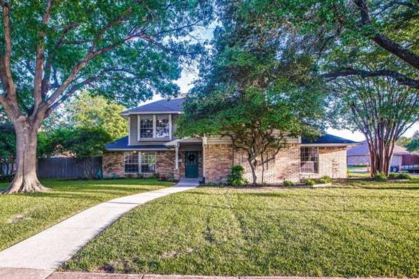 1936 Carmel Drive, Plano, TX 75075