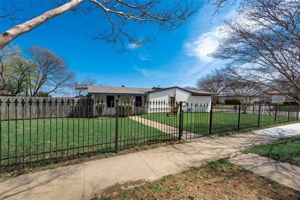 5300 Conroy Street, Fort Worth, TX 76134