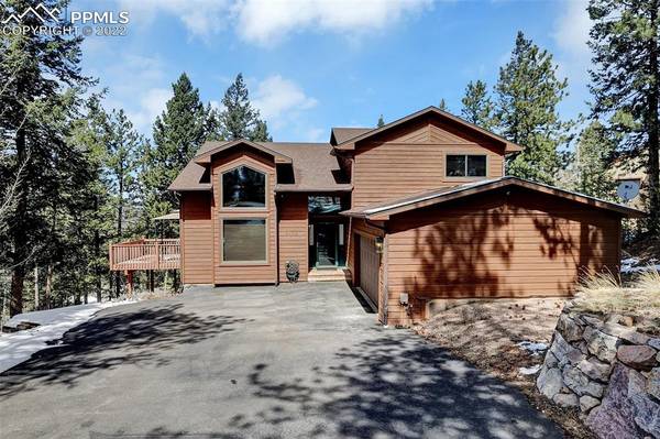 1360 Forest Edge RD, Woodland Park, CO 80863