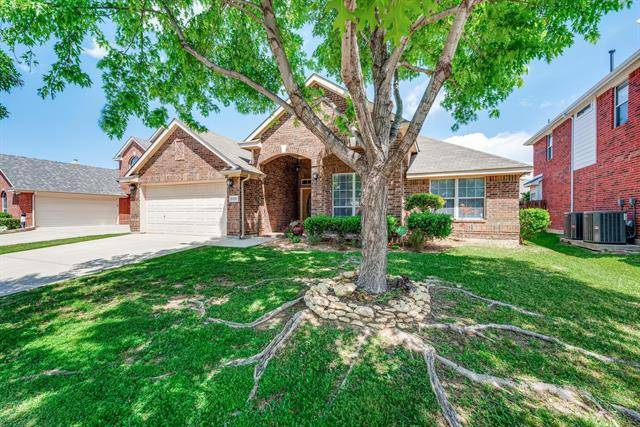 3737 Queenswood Court, Fort Worth, TX 76244