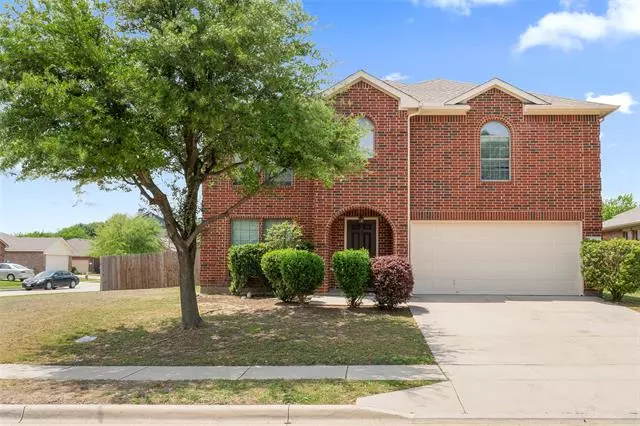 6701 Thaxton Trail, Fort Worth, TX 76137