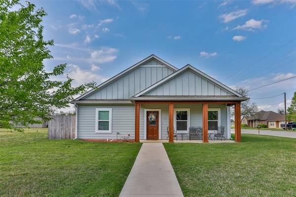 201 Fair Avenue, Gainesville, TX 76240