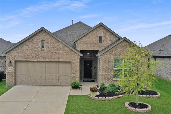 6213 Sutton Fields Trail, Aubrey, TX 75078