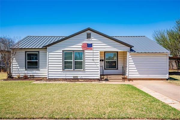 400 Commercial, Anson, TX 79501