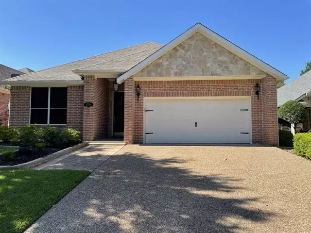 1706 Villa Court, Corinth, TX 76210