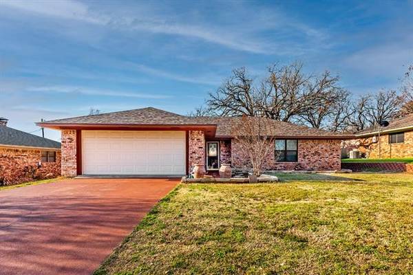 2706 Regal Drive, Denison, TX 75020