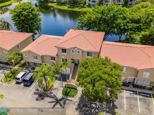 Weston, FL 33326,217 Riviera Cir  #217