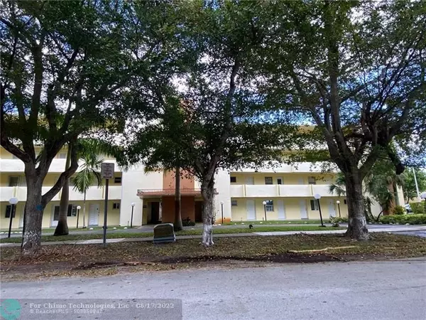 Miami, FL 33179,1201 NE 191st St  #403G