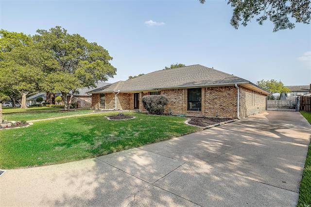 North Richland Hills, TX 76180,5029 Lake View Circle