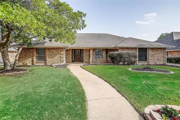 North Richland Hills, TX 76180,5029 Lake View Circle