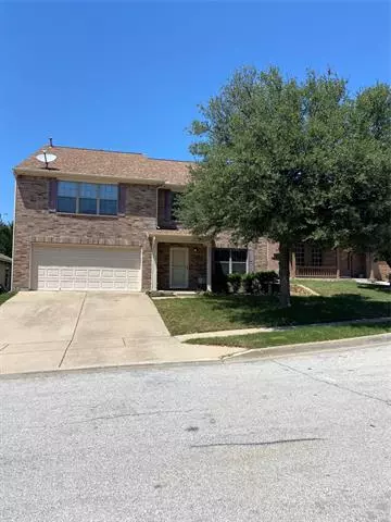 5613 Starwood Court, Fort Worth, TX 76137