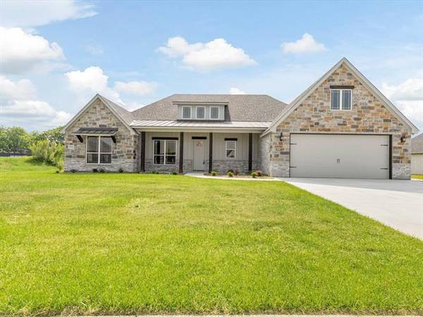 6324 Weatherby Road, Granbury, TX 76049