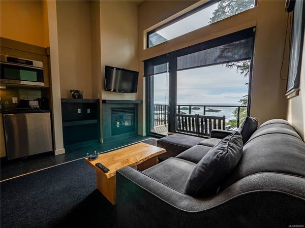 Ucluelet, BC V0R 3A0,596 marine Dr #1504