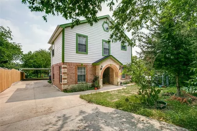 2802 NW 21st Street, Fort Worth, TX 76106