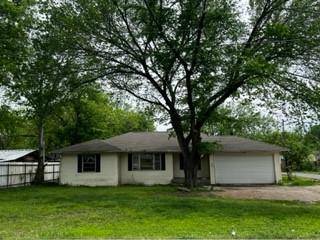 612 E 8th Street, Kemp, TX 75143