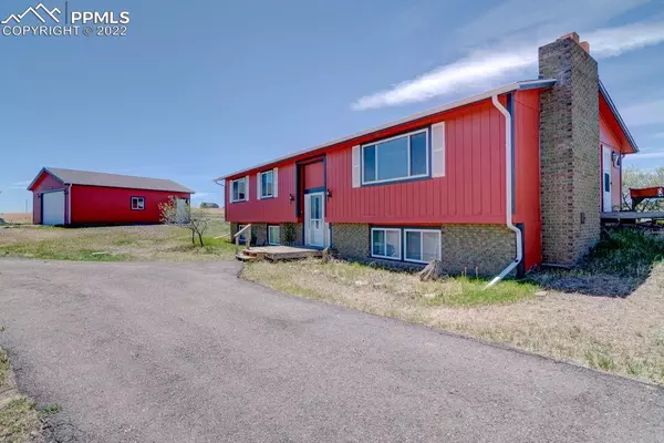 Elizabeth, CO 80107,36797 County Road 5