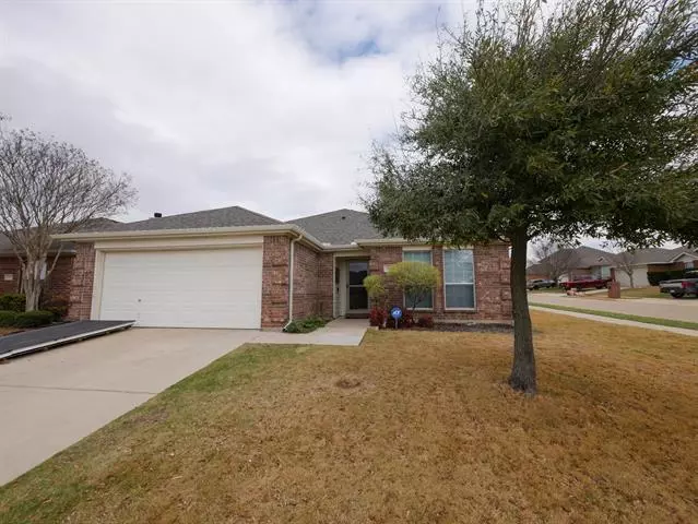 14377 Cedar Post Drive, Fort Worth, TX 76052