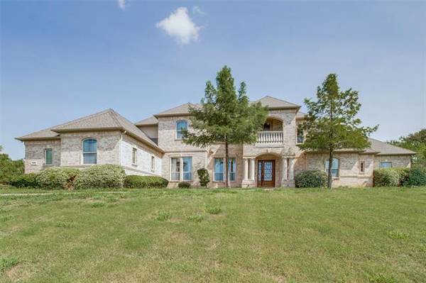 2613 Whispering Oaks Cove, Cedar Hill, TX 75104