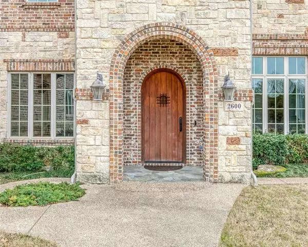 Cedar Hill, TX 75104,2600 Whispering Oaks Cove