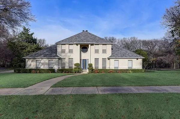 324 Rolling Oaks Ridge, Cedar Hill, TX 75104