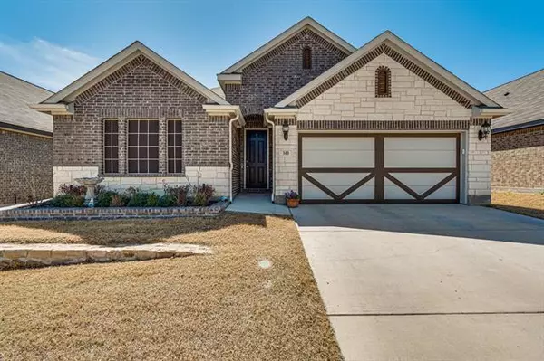 513 Pheasant Hill Lane, Fort Worth, TX 76028