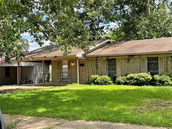 818 Brushy Lane, Shreveport, LA 71106