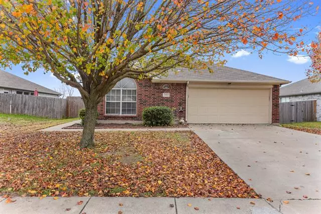 1413 Misty Drive, Midlothian, TX 76065