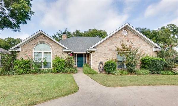 6208 Prospect Hill Drive, Granbury, TX 76049