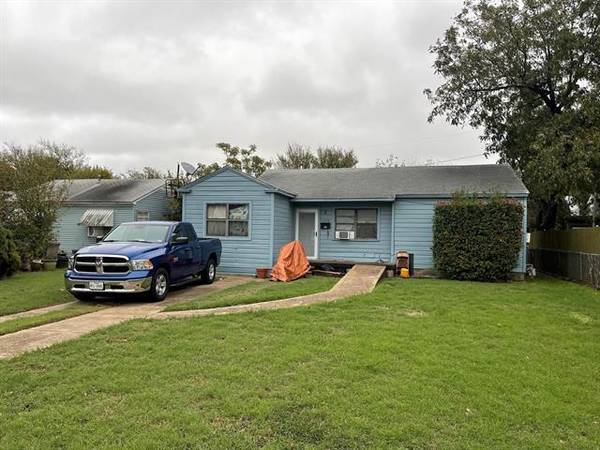 1716 Carolyn Street, Irving, TX 75061