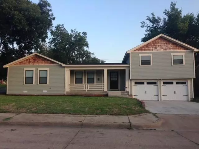 Fort Worth, TX 76110,1113 Carlock Street