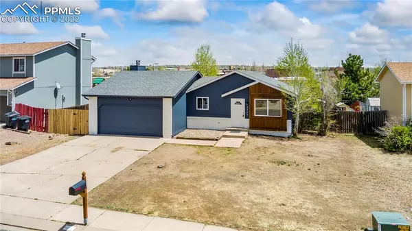 Colorado Springs, CO 80915,2255 Heathercrest DR