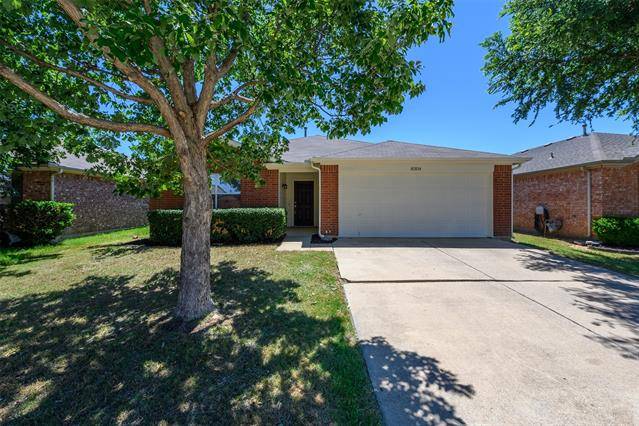 8304 Ranch Hand Trail, Fort Worth, TX 76131