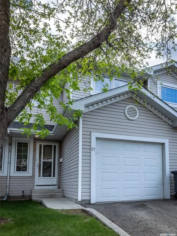 327 Berini DRIVE #27, Saskatoon, SK S7N 4M7