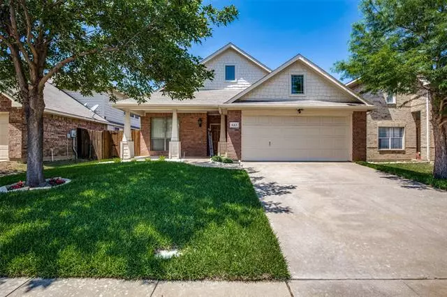 645 Nemitz Street, Crowley, TX 76036