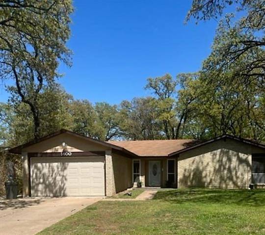 1400 Fair Oaks Boulevard, Euless, TX 76039