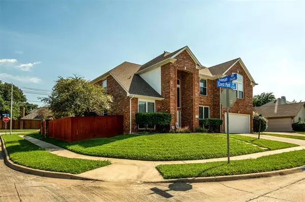 2316 Crest Park Drive, Arlington, TX 76006