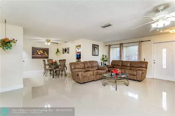 Sunrise, FL 33322,9041 Sunset Strip