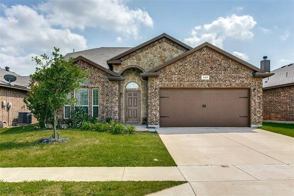 329 Delgany Trail, Fort Worth, TX 76052