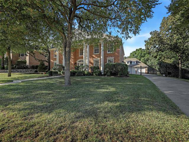 145 W Chapel Downs Drive, Southlake, TX 76092