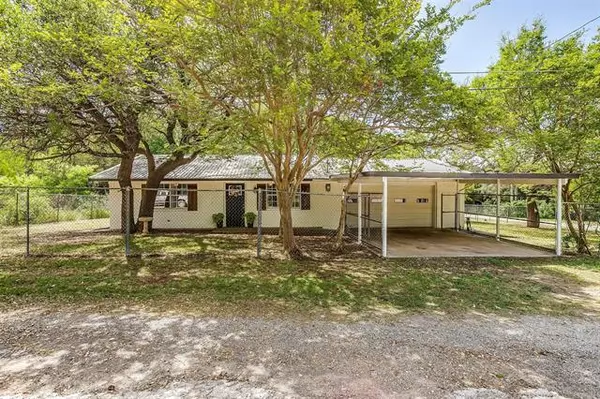 102 Creek Drive, Whitney, TX 76692